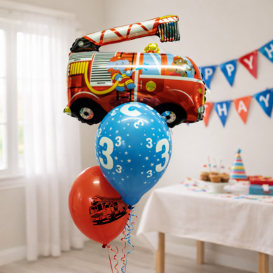 Feuerwehr mit Ballons zum 3. Geburtstag